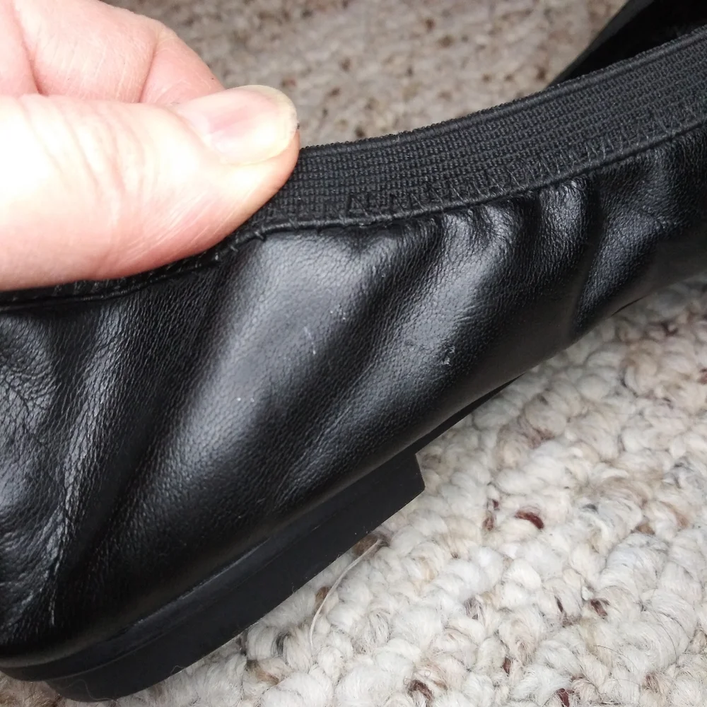 Vionic Matira Bowed Black Leather Ballet Flats - Picture 7 of 10